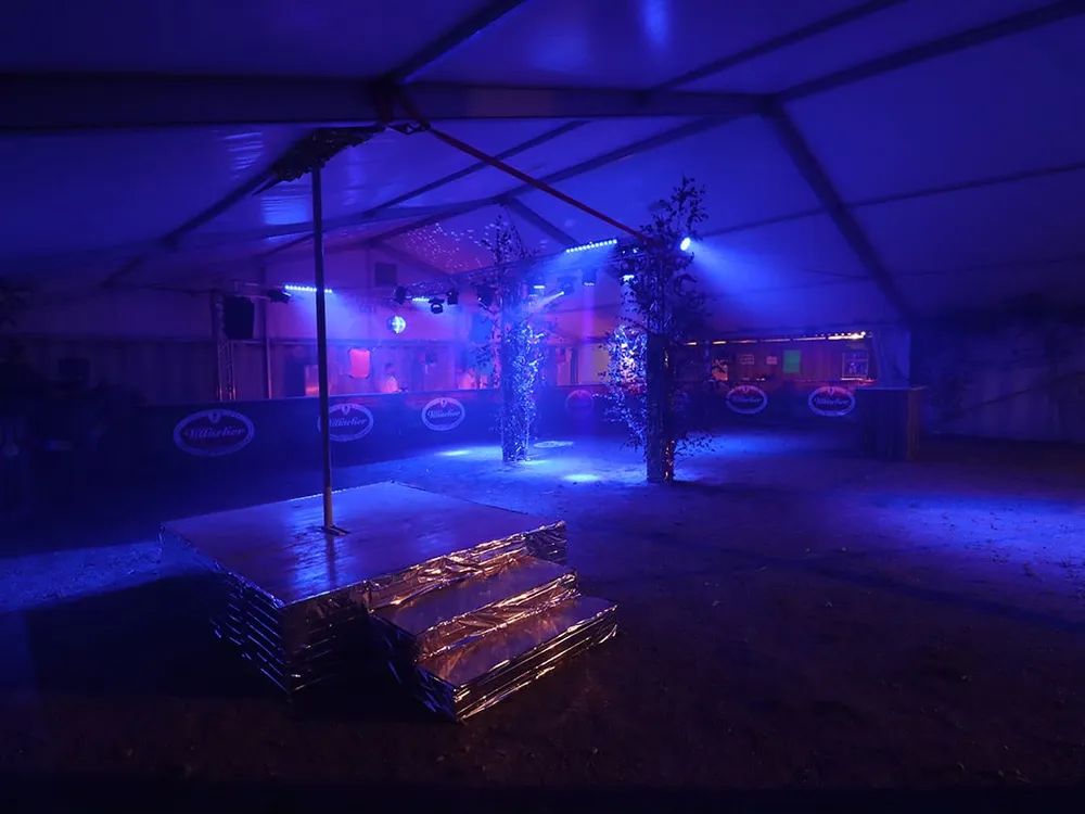 Truss im Discozelt